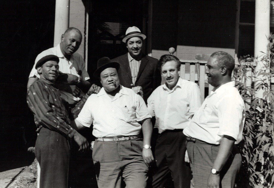 Paul Oliver with Chicago Blues musicians